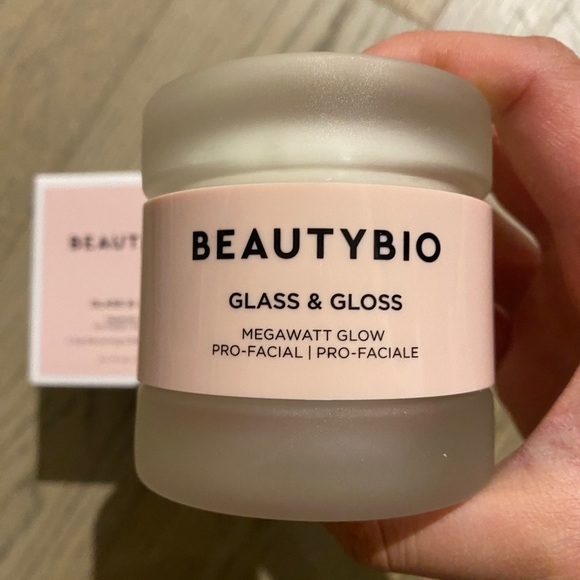 NEW BeautyBio Glass & Gloss 2 Step Facial Treatment - Picture 3 of 3